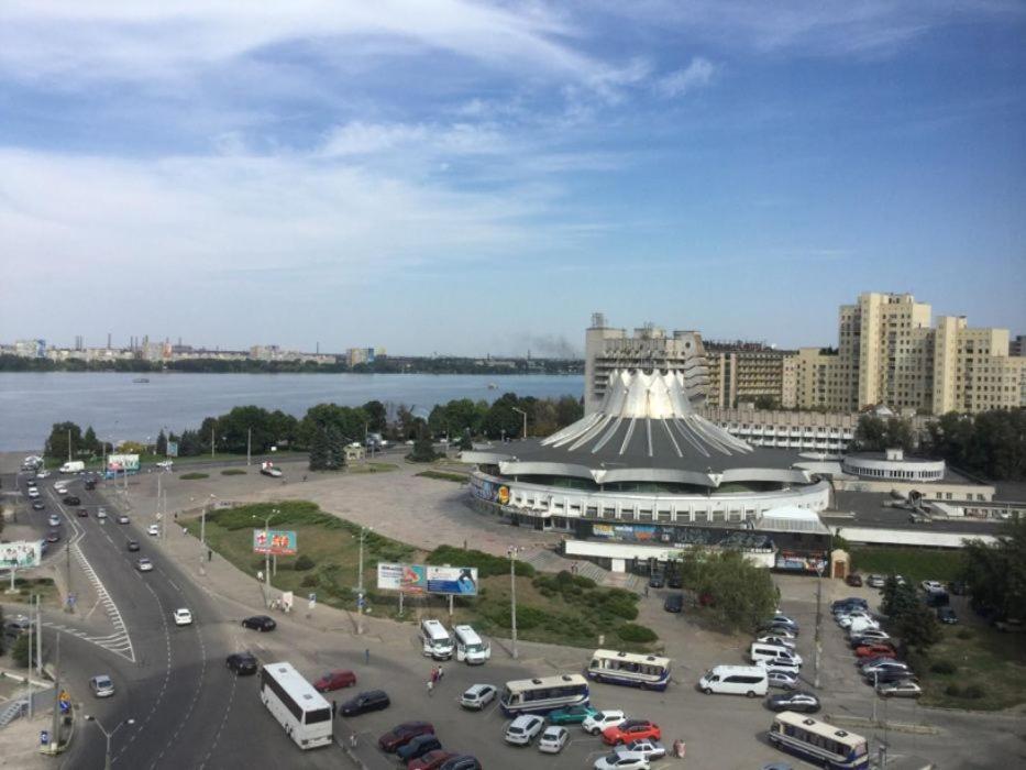 Апартаменты в Мост-Сити Дніпро Екстер'єр фото